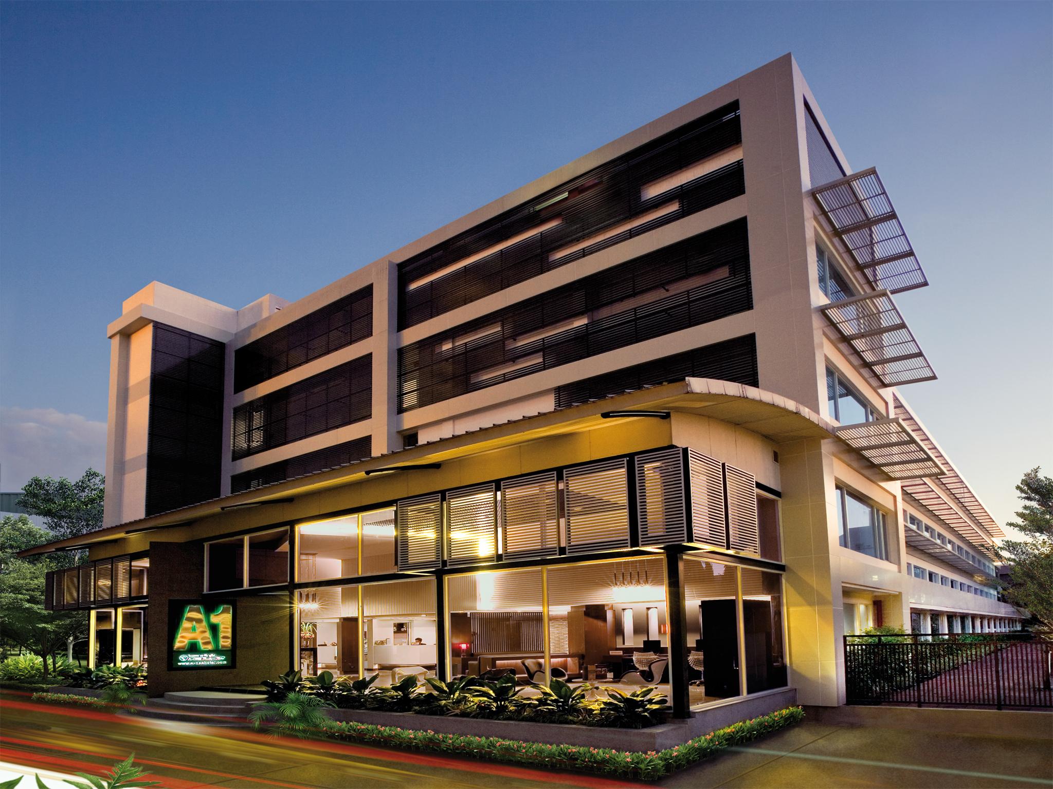 Happihaus Hotel בנגקוק מראה חיצוני תמונה
